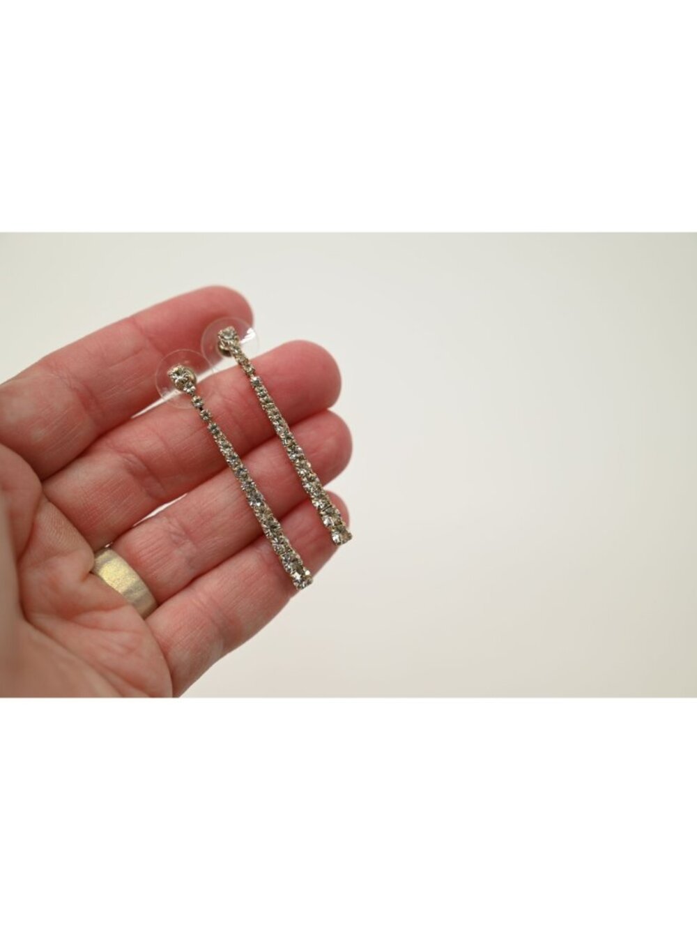 Unbranded Silver Tone Rhinestone Long Dangle Earrings Elegant Statement Drop